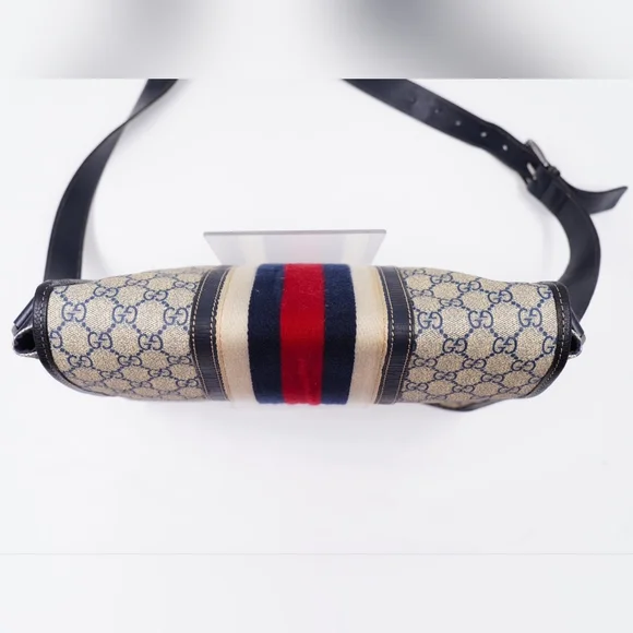 Gucci Beige and Black Messenger Bag - Picture 2 of 15